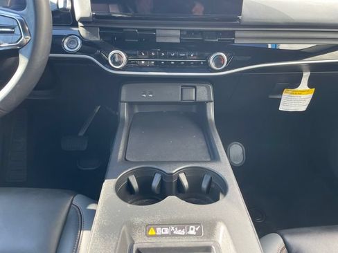 Used 2025 Honda Prologue Touring image 11