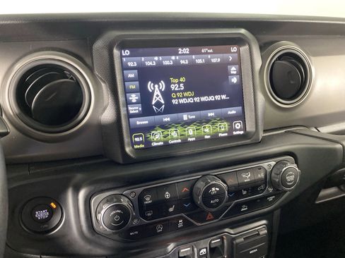 Used 2022 Jeep Wrangler Unlimited Sport AWD/4WD image 29
