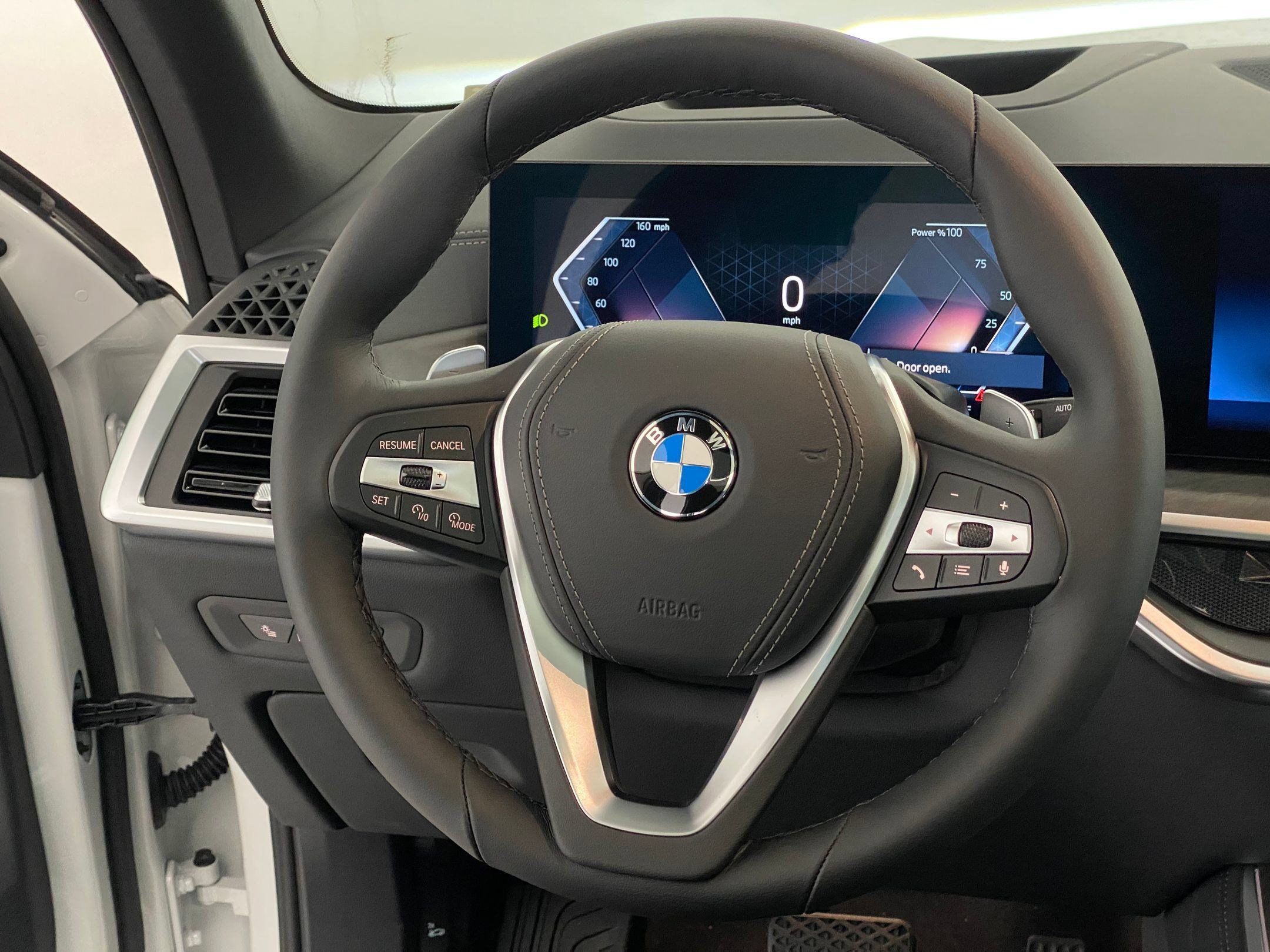 Used 2026 BMW X5 xDrive40i w/ Premium Package AWD/4WD image 10
