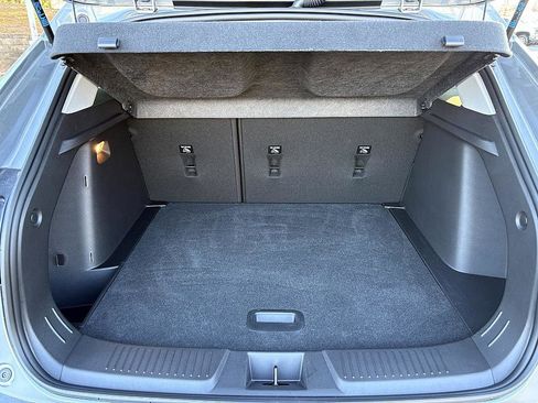 Used 2025 Chevrolet Trax LT w/ Driver Confidence Package image 11