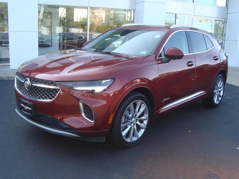 Used 2023 Buick Envision Avenir image 1