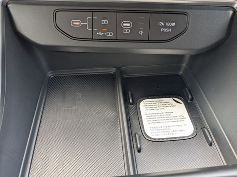 New 2026 Kia Carnival EX FWD image 19