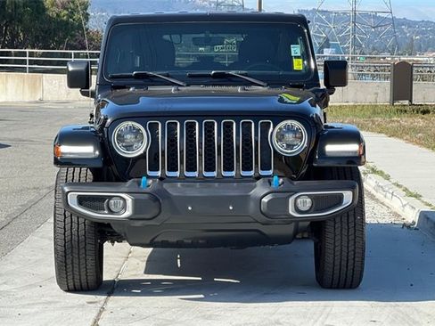 Used 2023 Jeep Wrangler Unlimited Sahara image 9