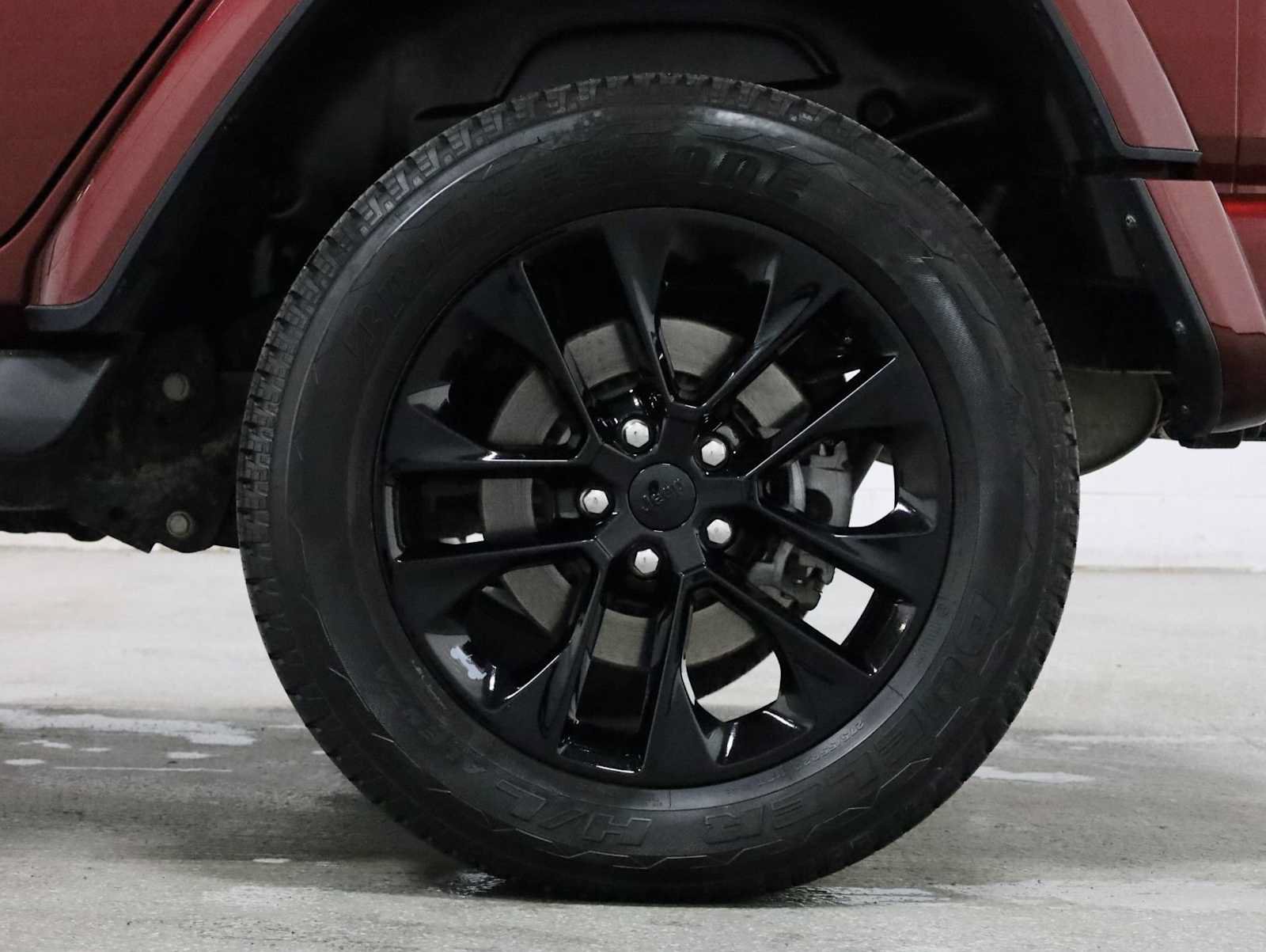 Used 2021 Jeep Wrangler Unlimited Sahara AWD/4WD image 36