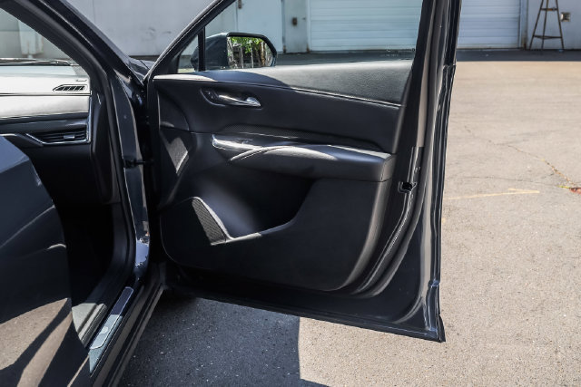 Used 2019 Cadillac XT4 Sport AWD/4WD image 14