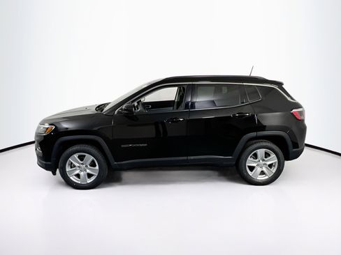 Used 2022 Jeep Compass Latitude image 8