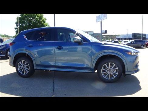 Used 2024 MAZDA CX-5 AWD 2.5 S w/ Select Package image 5