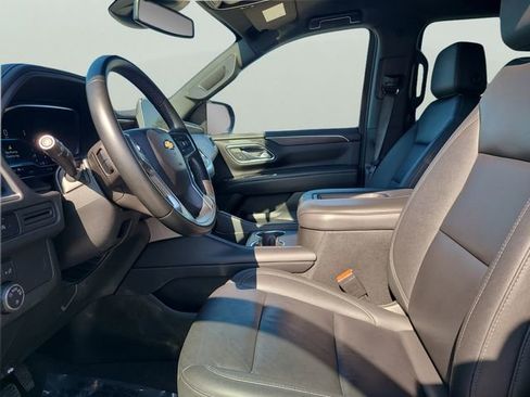 Used 2024 Chevrolet Suburban LT AWD/4WD image 20