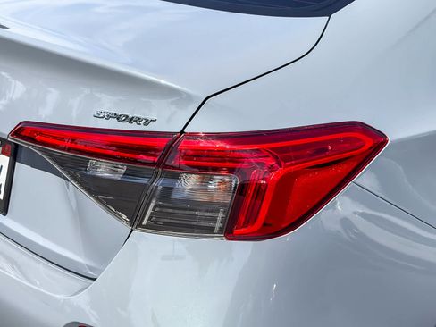 Used 2024 Honda Civic Sport image 8