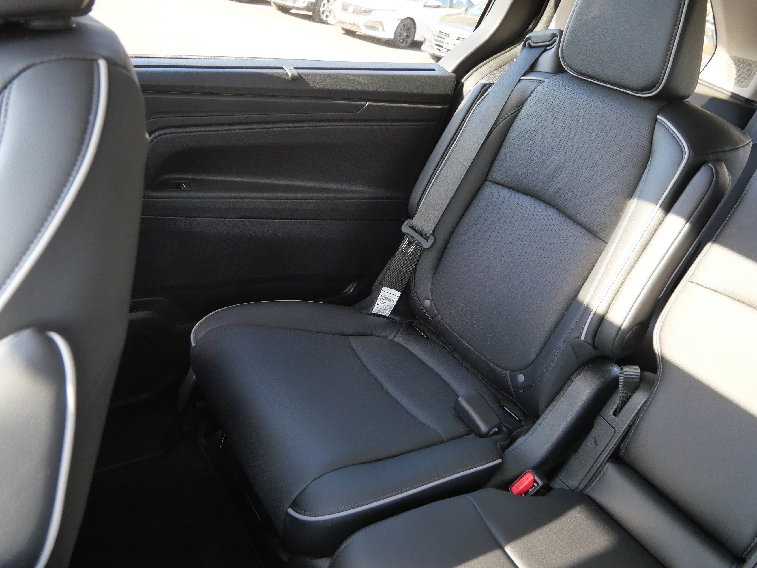 New 2027 Honda Odyssey Elite image 12