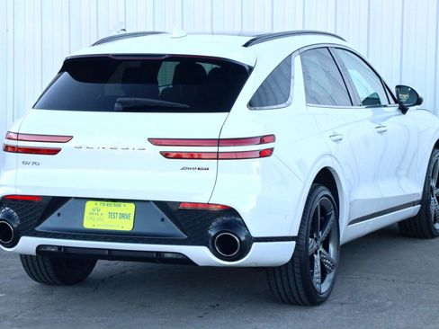 Used 2022 Genesis GV70 3.5T Sport w/ Sport Prestige Package image 56