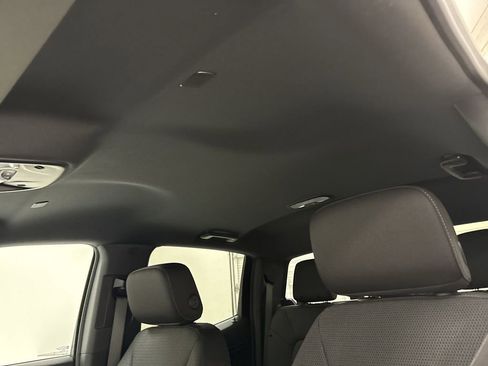 New 2026 GMC Canyon Elevation w/ Convenience Package image 19