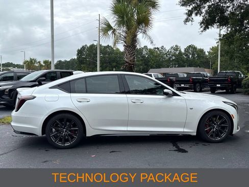 Used 2025 Cadillac CT5 Sport w/ Platinum Package RWD image 4