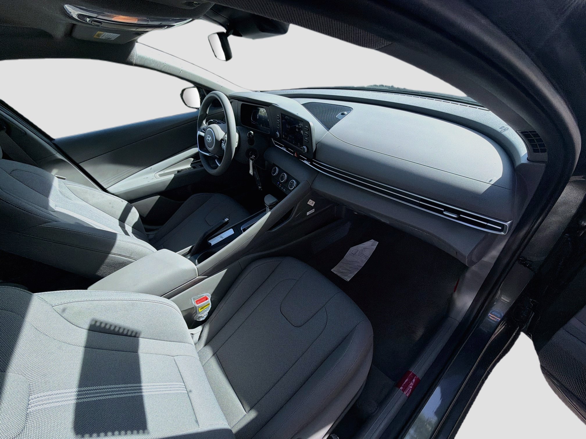 New 2026 Hyundai Elantra SE FWD image 23
