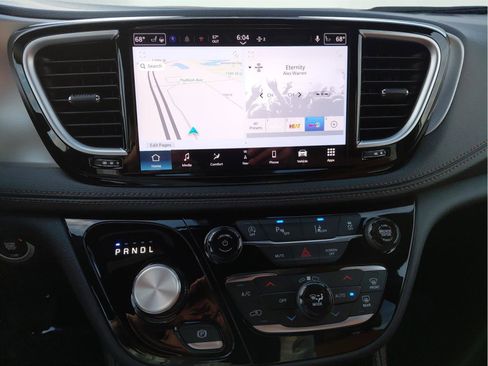 New 2026 Chrysler Pacifica Pinnacle image 34