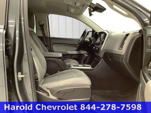 Used 2016 Chevrolet Colorado LT w/ LT Convenience Package image 10