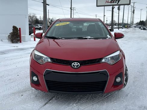 Used 2016 Toyota Corolla S image 2