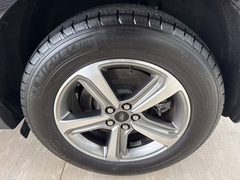 Certified 2024 Ford Edge SEL w/ Convenience Package image 19