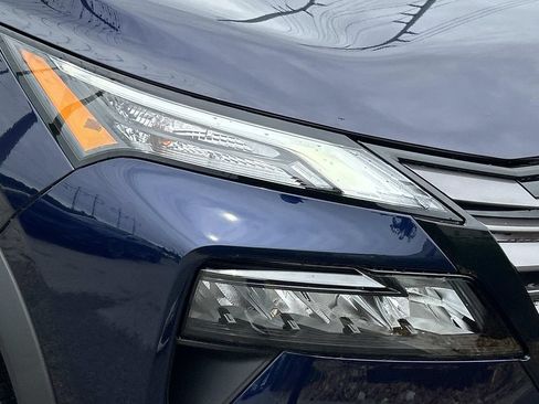 New 2026 Nissan Rogue SV FWD image 10