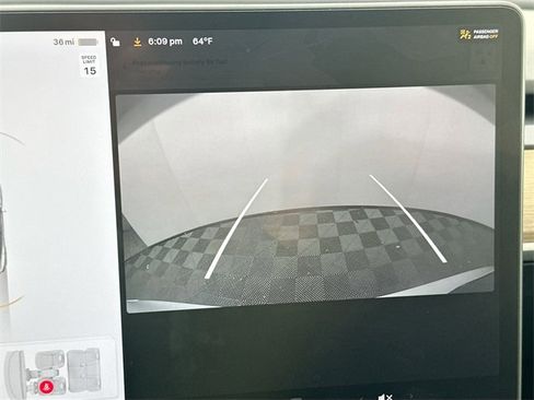 Used 2022 Tesla Model Y Long Range image 14