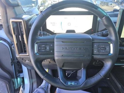 Used 2025 GMC Hummer EV 3X image 2