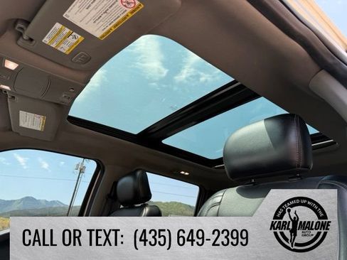 Used 2017 Ford F350 Lariat w/ Lariat Ultimate Package AWD/4WD image 30