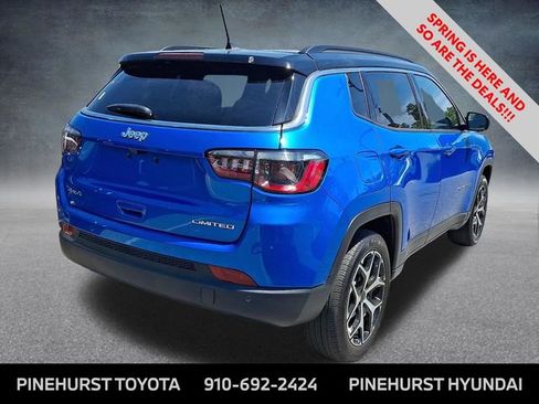 Used 2025 Jeep Compass Limited image 8