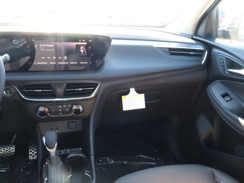 New 2025 Buick Encore GX Preferred w/ Advanced Technology Package image 11