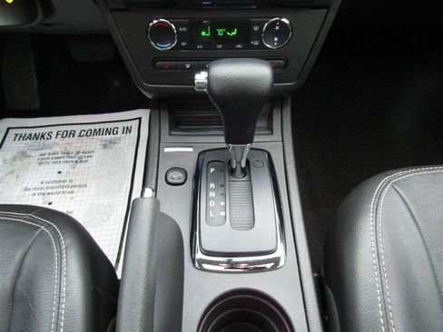 Used 2009 Ford Fusion SEL image 25