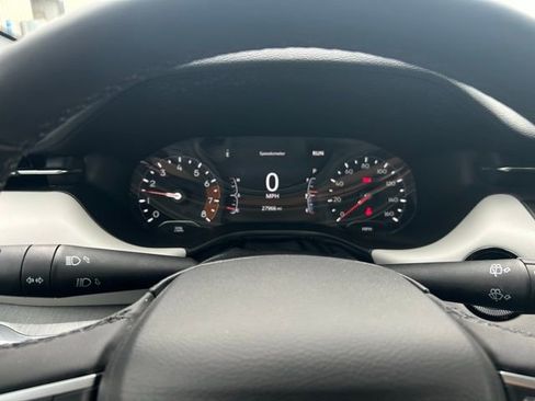 Used 2024 Jeep Compass Limited AWD/4WD image 23