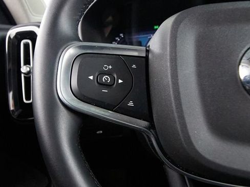 Certified 2026 Volvo XC40 B5 Plus AWD/4WD image 16