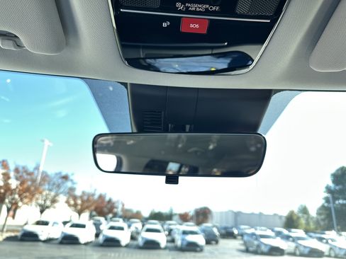 Used 2025 Hyundai Santa Fe SEL image 27