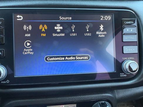 Used 2022 Nissan Kicks SR w/ Interior Electronics Package image 34