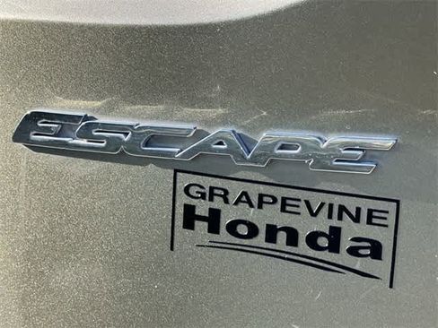 Used 2014 Ford Escape Titanium w/ Equipment Group 401A image 8