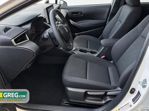 Used 2024 Toyota Corolla LE w/ LE Convenience Package FWD image 8