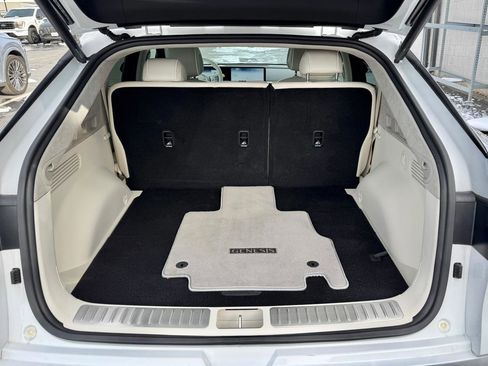 Used 2023 Genesis GV60 Performance image 20