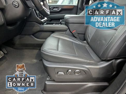 Used 2025 GMC Yukon Denali RWD image 14