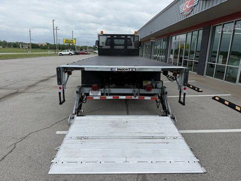 Used 2019 Ford F650 2WD Regular Cab Super Duty image 6