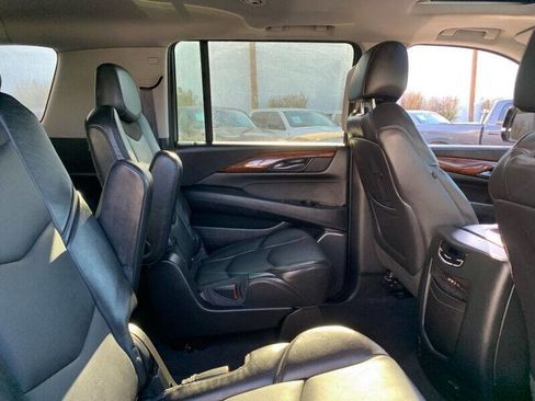 Used 2015 Cadillac Escalade ESV Premium image 13