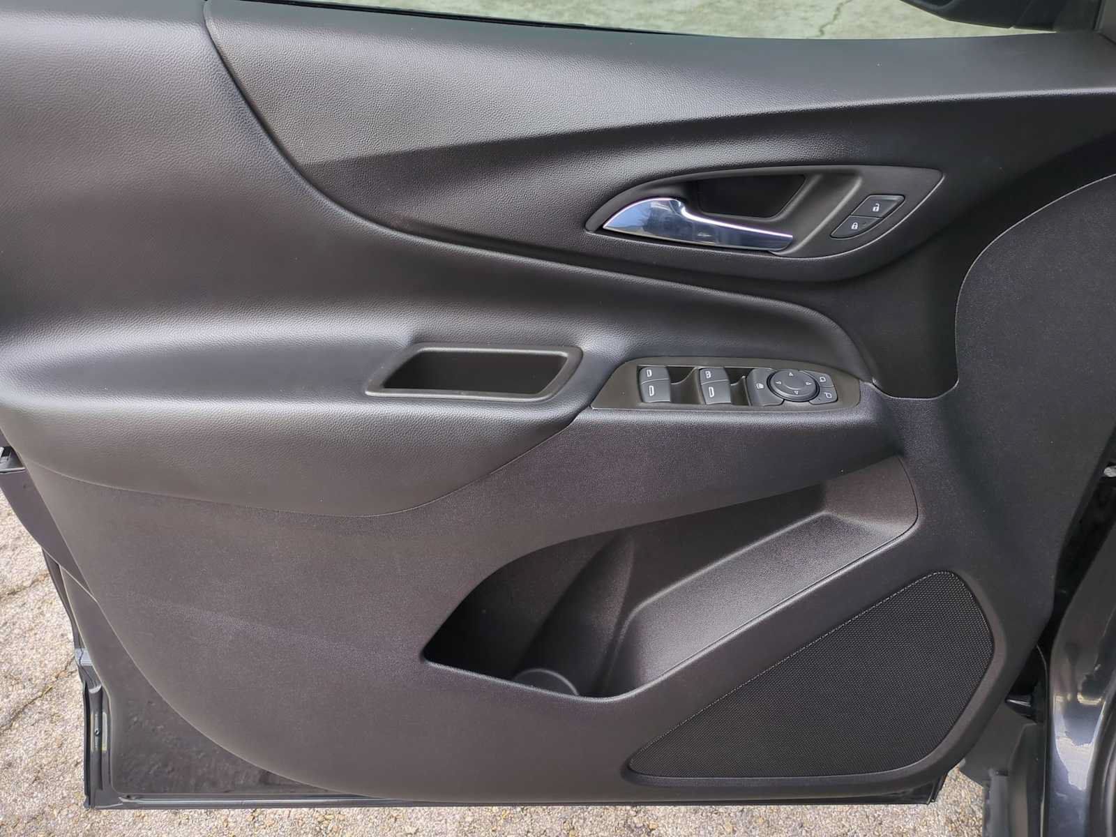 Used 2023 Chevrolet Equinox LT FWD image 21
