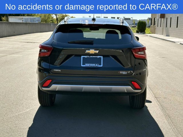 Used 2025 Chevrolet Trax LT w/ LT Convenience Package FWD image 6