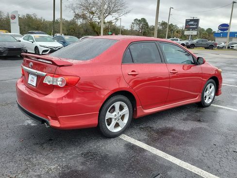 Used 2013 Toyota Corolla S image 3