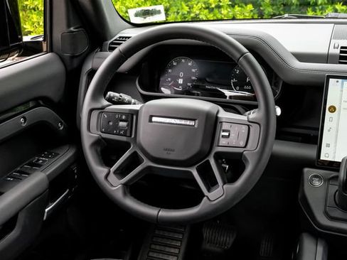 Used 2026 Land Rover Defender 110 S AWD/4WD image 24