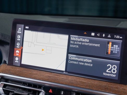 Used 2023 BMW X3 xDrive30i w/ Premium Package w/ZPA image 18