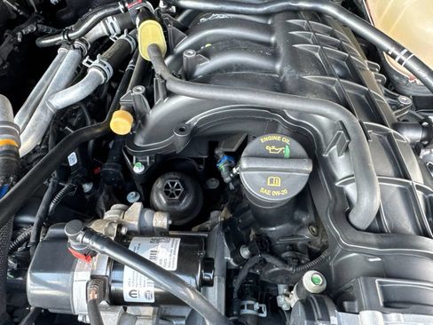 Used 2023 Jeep Wrangler Unlimited Sport AWD/4WD image 33