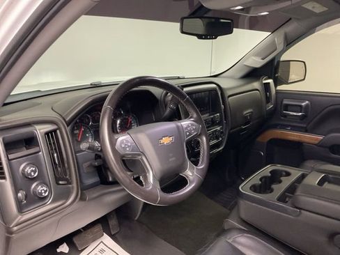 Used 2018 Chevrolet Silverado 1500 LTZ image 13
