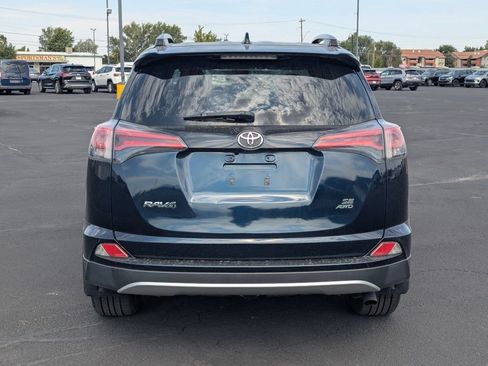 Used 2017 Toyota RAV4 SE AWD/4WD image 5