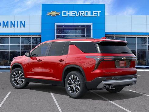 New 2026 Chevrolet Traverse LT w/ Sun and Wheel Package AWD/4WD image 4