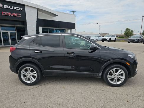 Used 2023 Buick Encore GX Preferred w/ Cold Weather Comfort Package AWD/4WD image 32