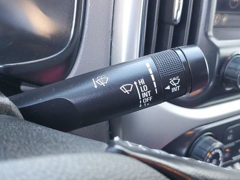 Used 2019 Chevrolet Colorado LT image 17